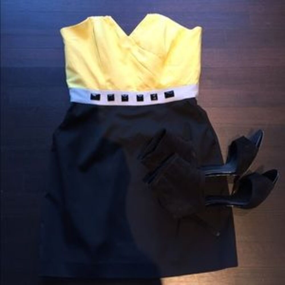 Laila Azhar strapless dress